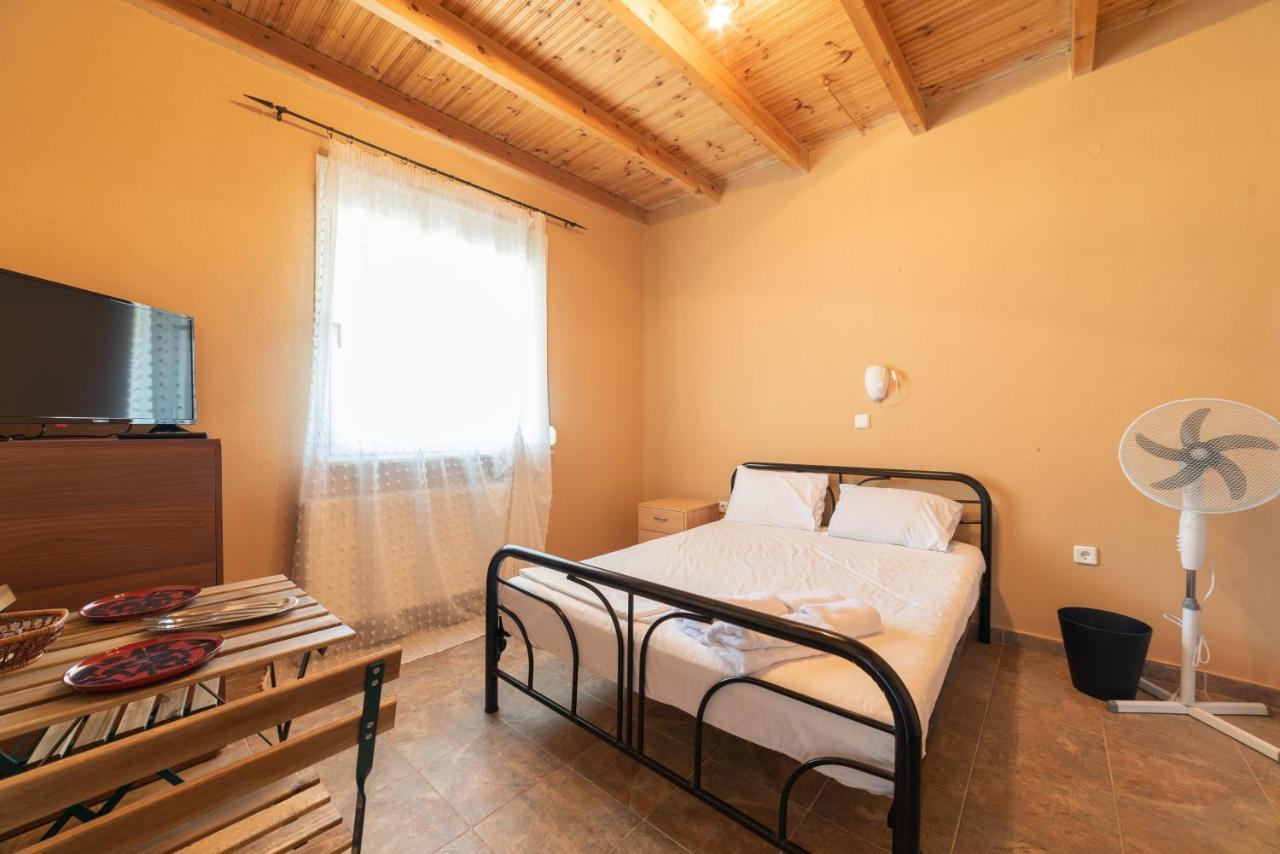 Maison Agistro Hotel Angistron Exterior photo